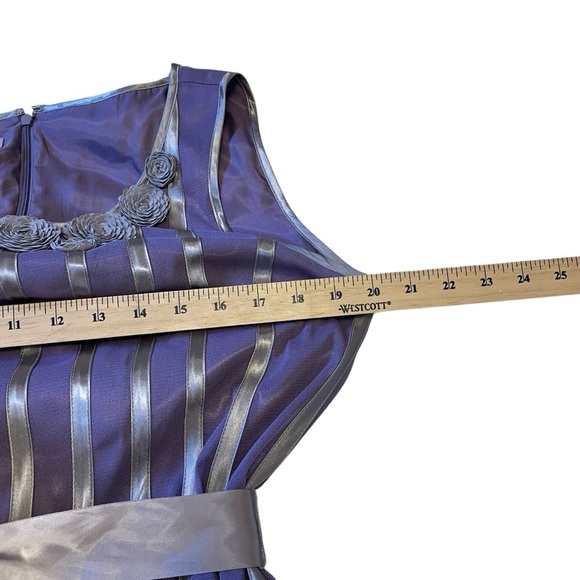 Jack Vert Sleeveless Lilac and Silver Occasion Dress-Sheer Overlay-Size 14 Can - Picture 8 of 10